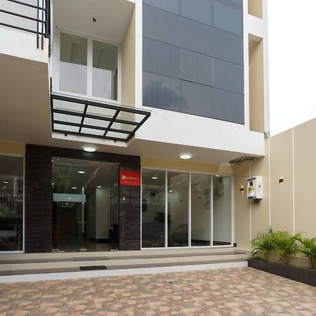 Reddoorz Plus Near Eka Hospital Bsd 5 Dadap Exterior photo